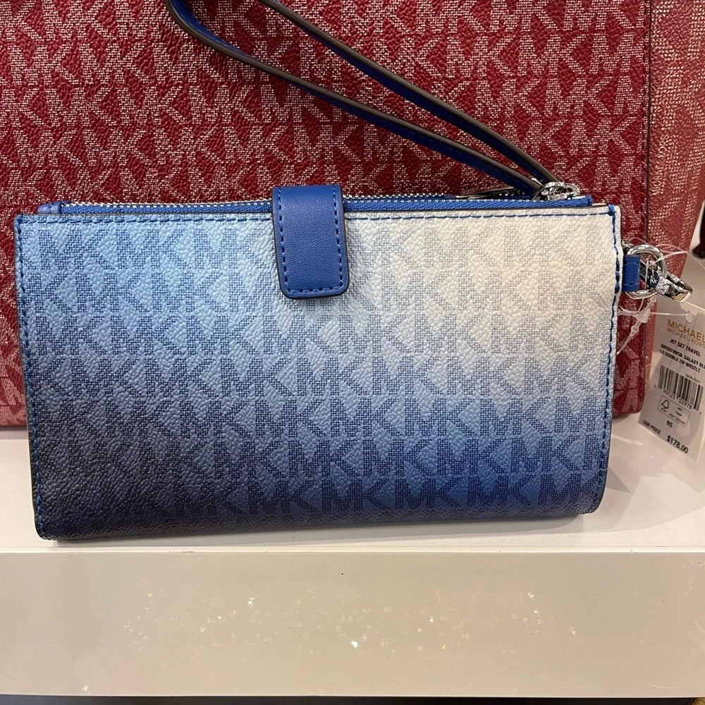 MICHAEL KORS Jet Set Large Ombré Signature Logo Double Zip Wristlet Phone Holder